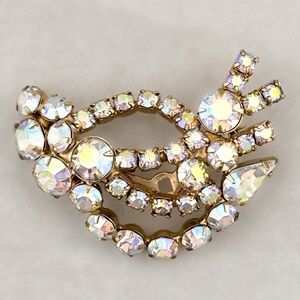 Vintage Aurora Borealis Rhinestone Swag Brooch Gold Tone Continental Style